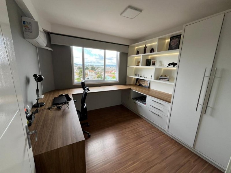 Apartamento de 2 dormitórios 