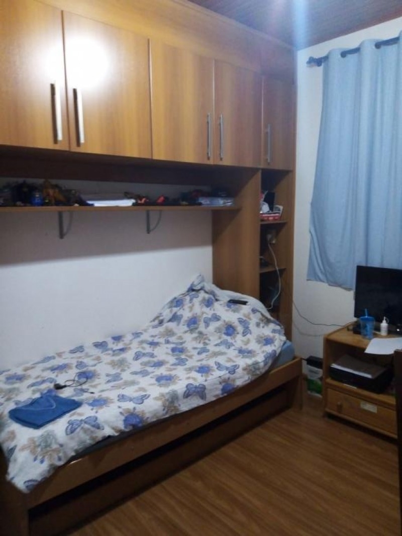 CASA NO BAIRRO FREI ROGERIO