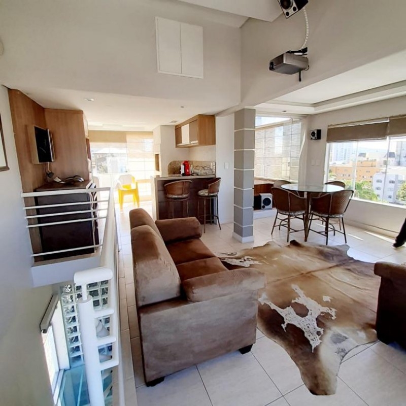 TRIPLEX, SALA COMERCIAL E APARTAMENTO - CENTRO
