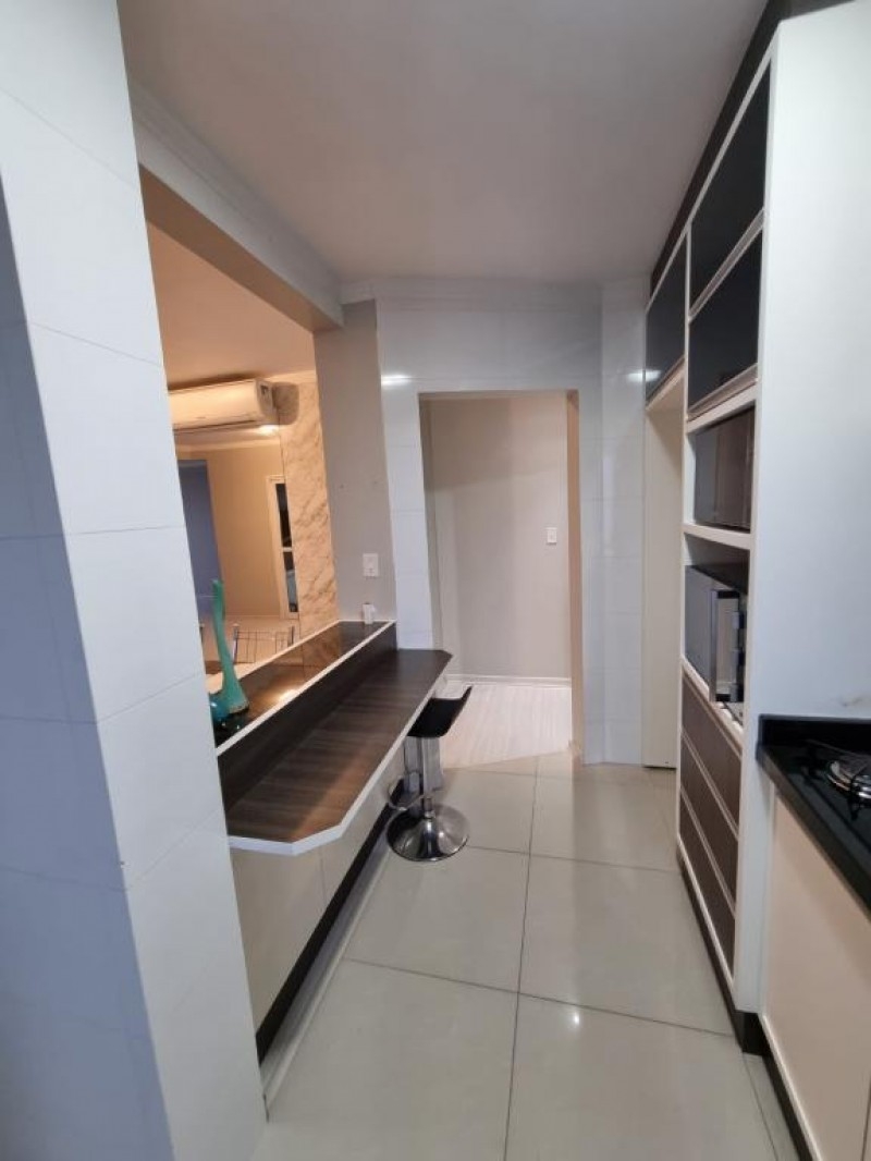 APARTAMENTO RESIDENCIAL CORAL II