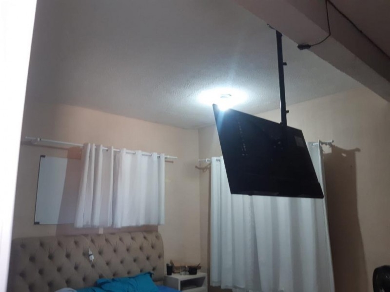 CASA NO BAIRRO BOM JESUS 