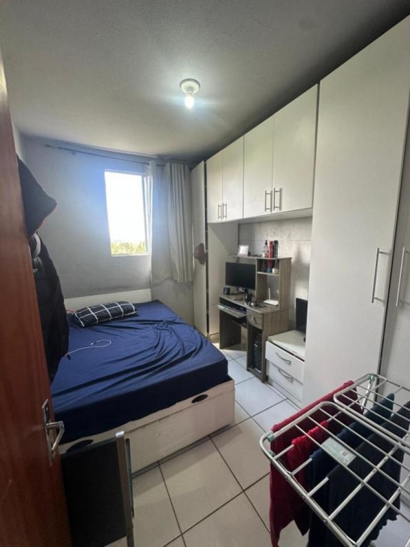 APARTAMENTO EM CONDOMÍNIO FECHADO