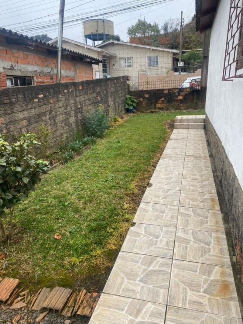 CASA NO BAIRRO PROMORAR