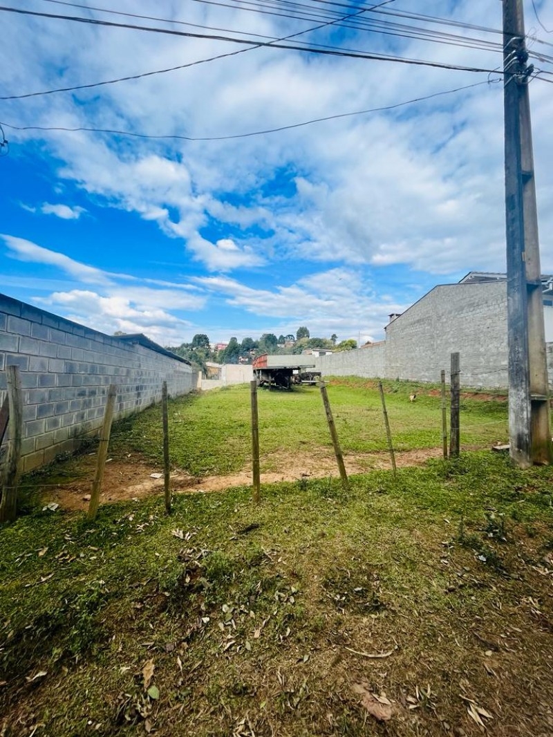 TERRENO NO BAIRRO CAROBA