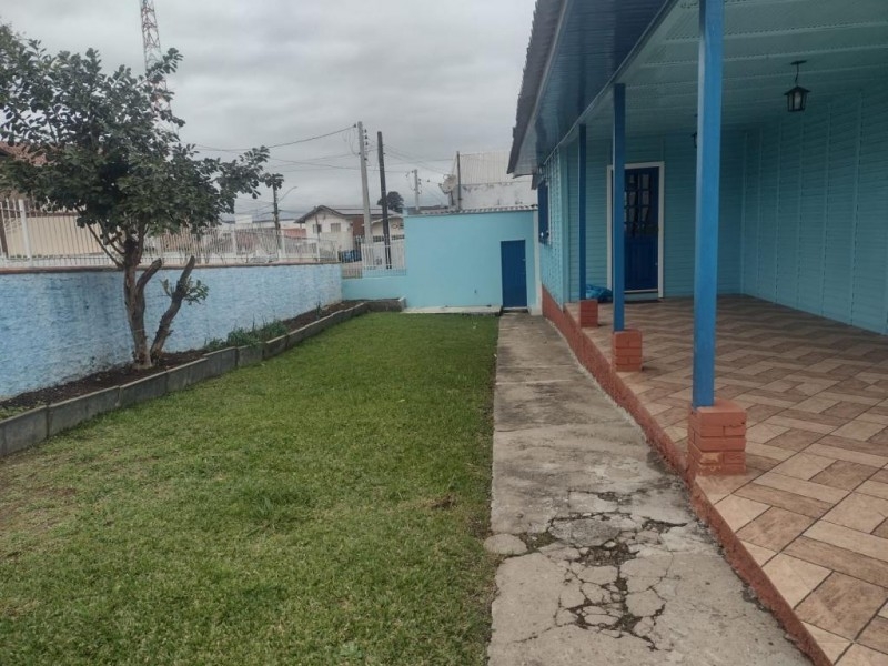 CASA NO BAIRRO SÃO CRISTOVÃO