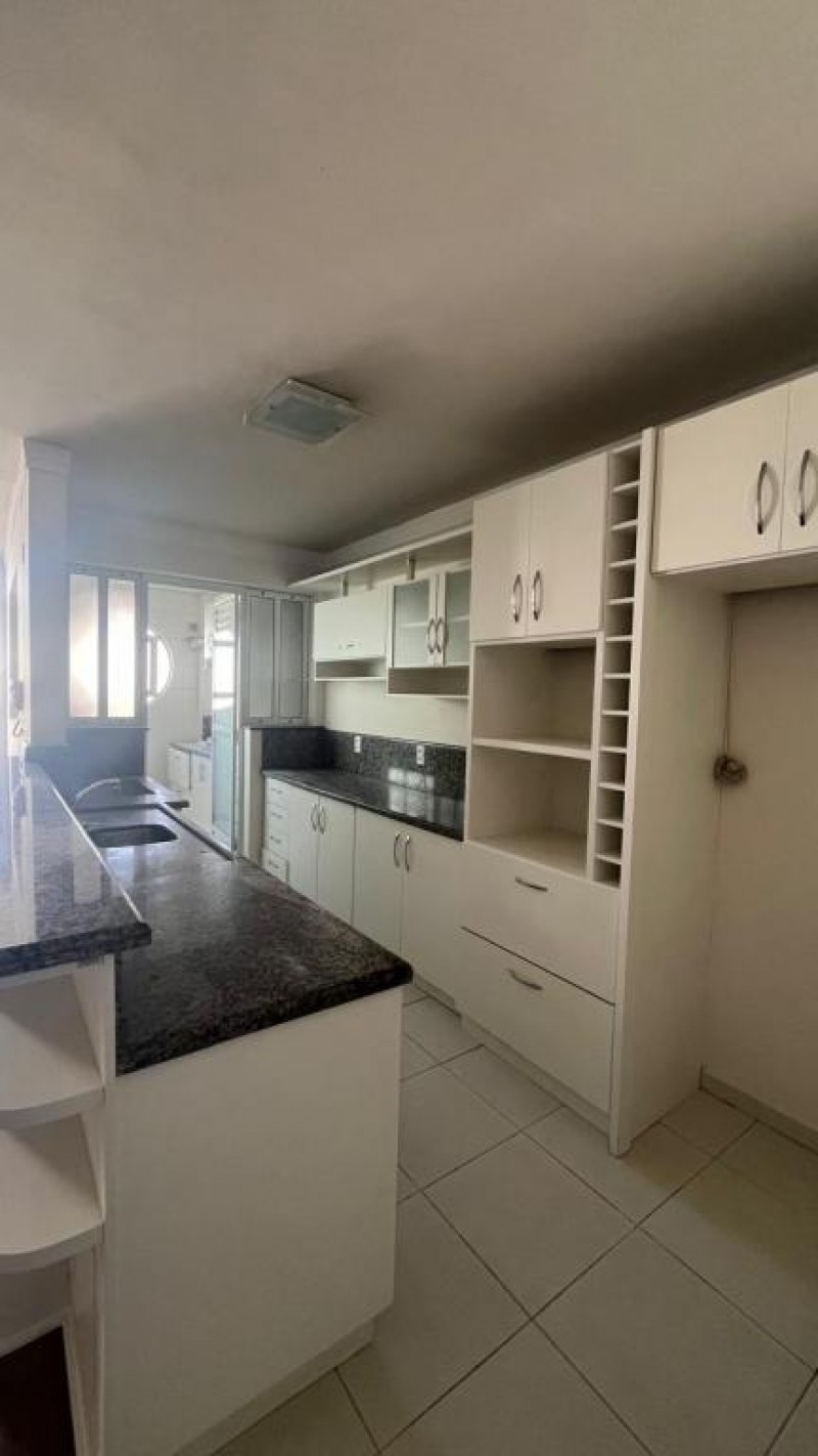 APARTAMENTO NO CENTRO