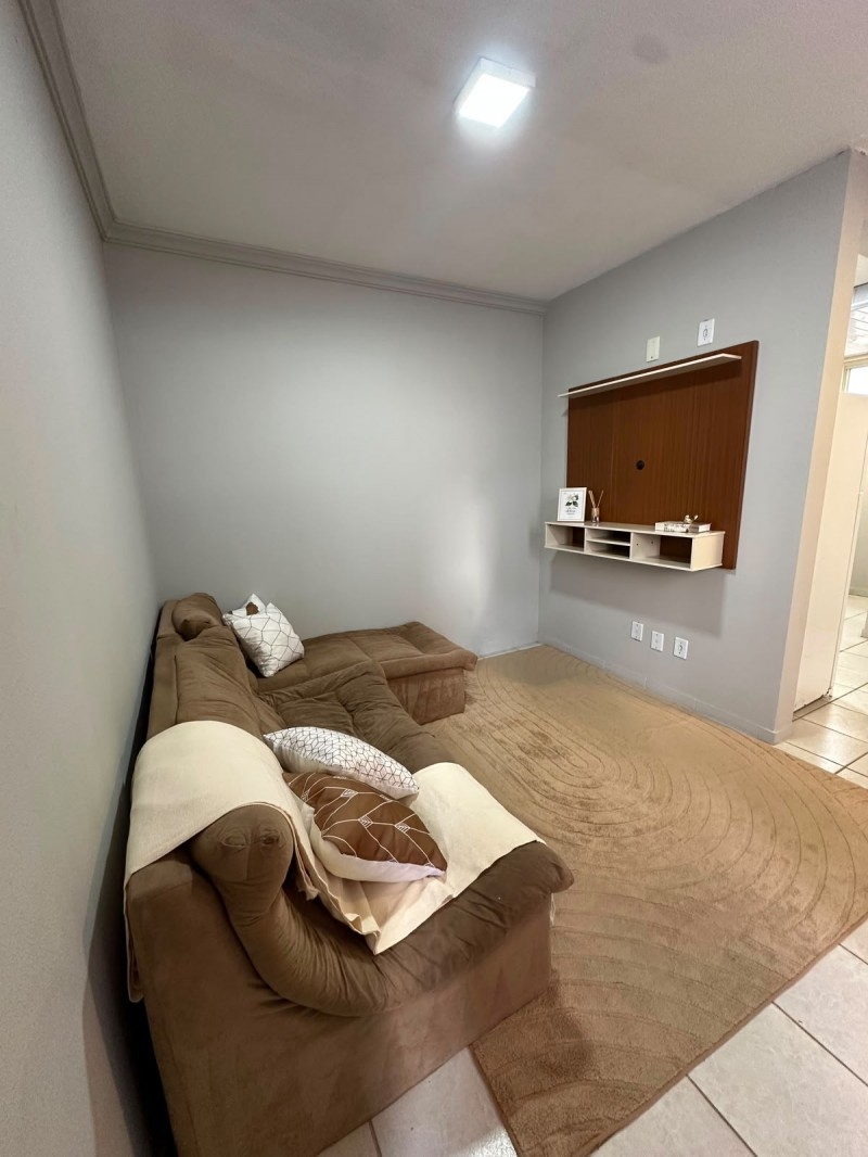 Apartamento condomínio Tozzo