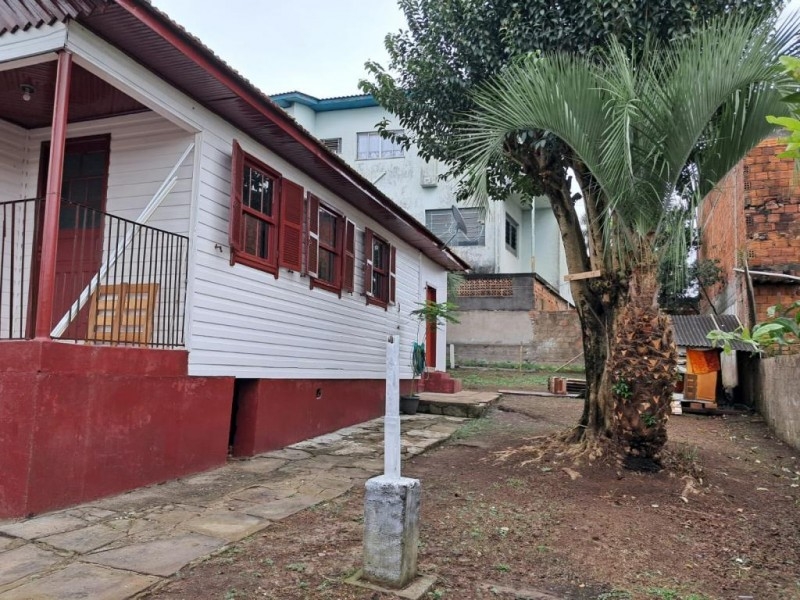 Casa no bairro Santa Rita 