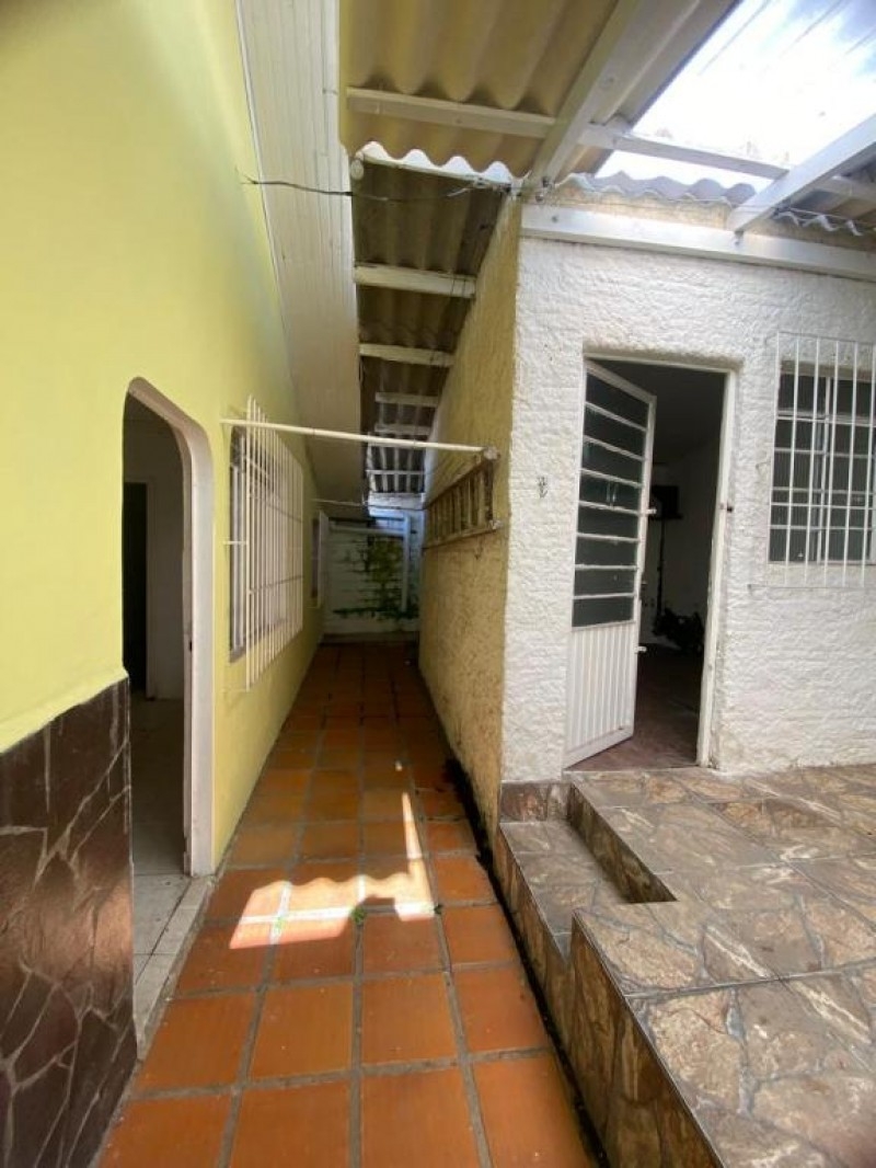 CASA NO BAIRRO PETRÓPOLIS