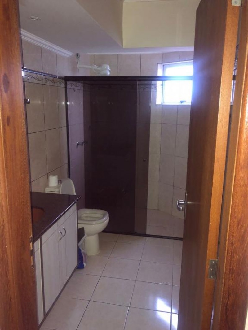 APARTAMENTO 3 QUARTOS BAIRRO CORAL