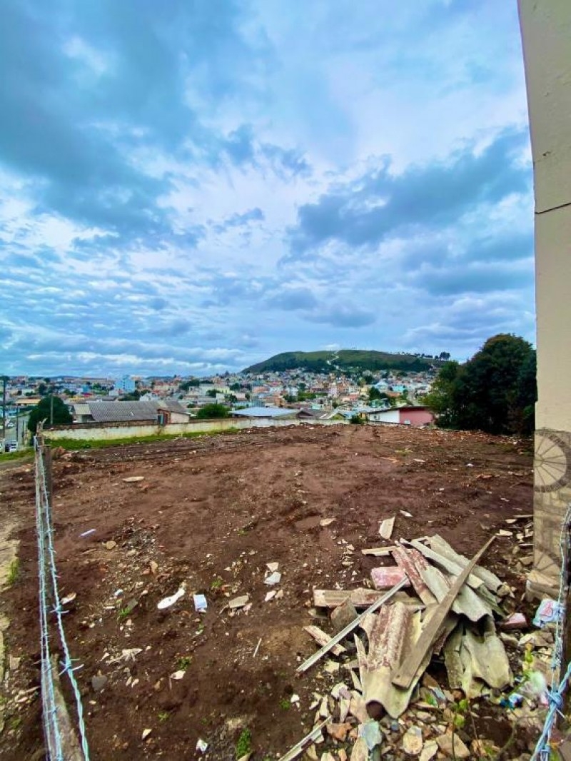 TERRENO NO BAIRRO SANTA RITA COM 764m²