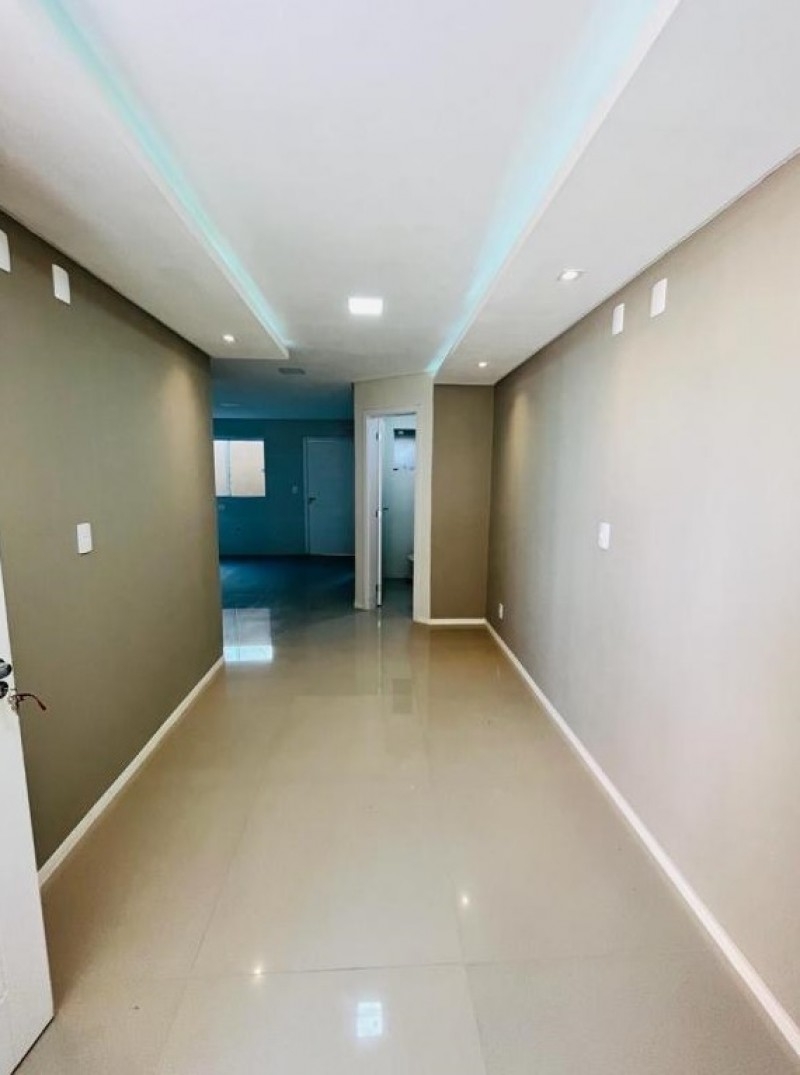 SOBRADO NO BAIRRO SANTA CATARINA