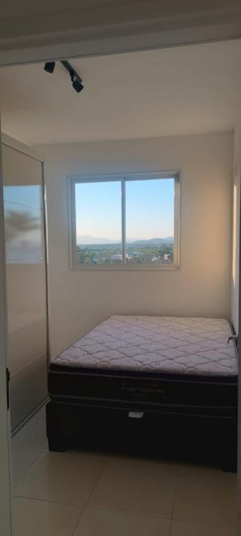APARTAMENTO COM VISTA MAR 
