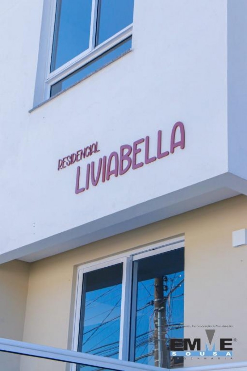 Apartamento novo no Coral