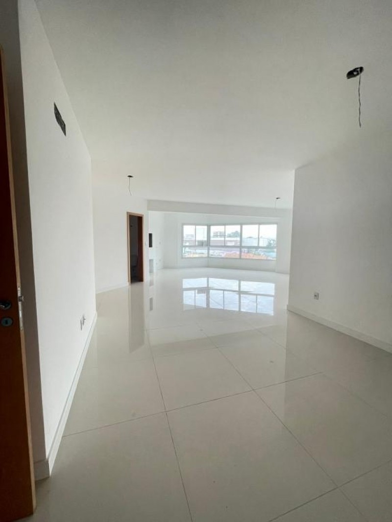 Apartamento no Coral