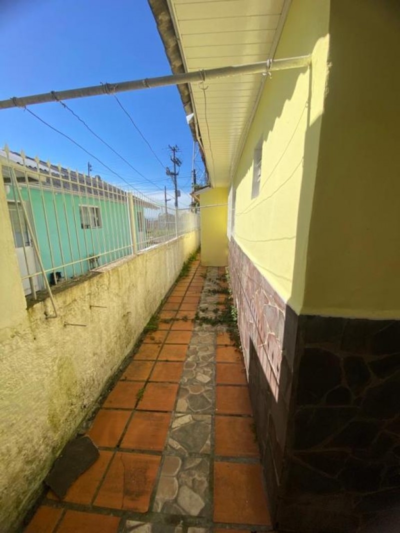 CASA NO BAIRRO PETRÓPOLIS