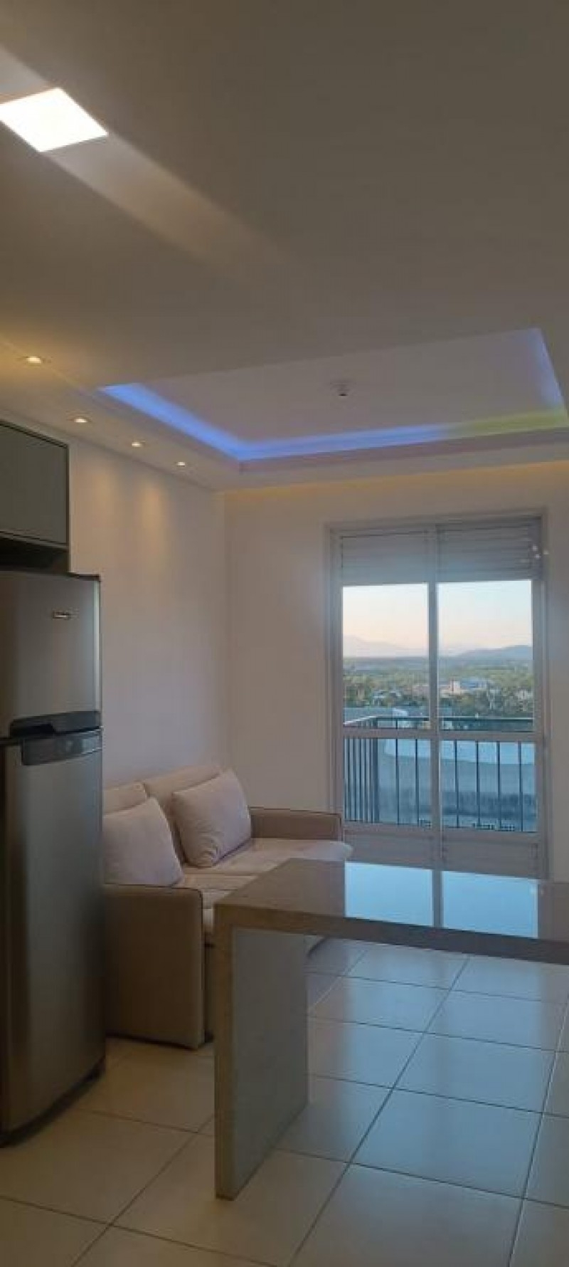 APARTAMENTO COM VISTA MAR 