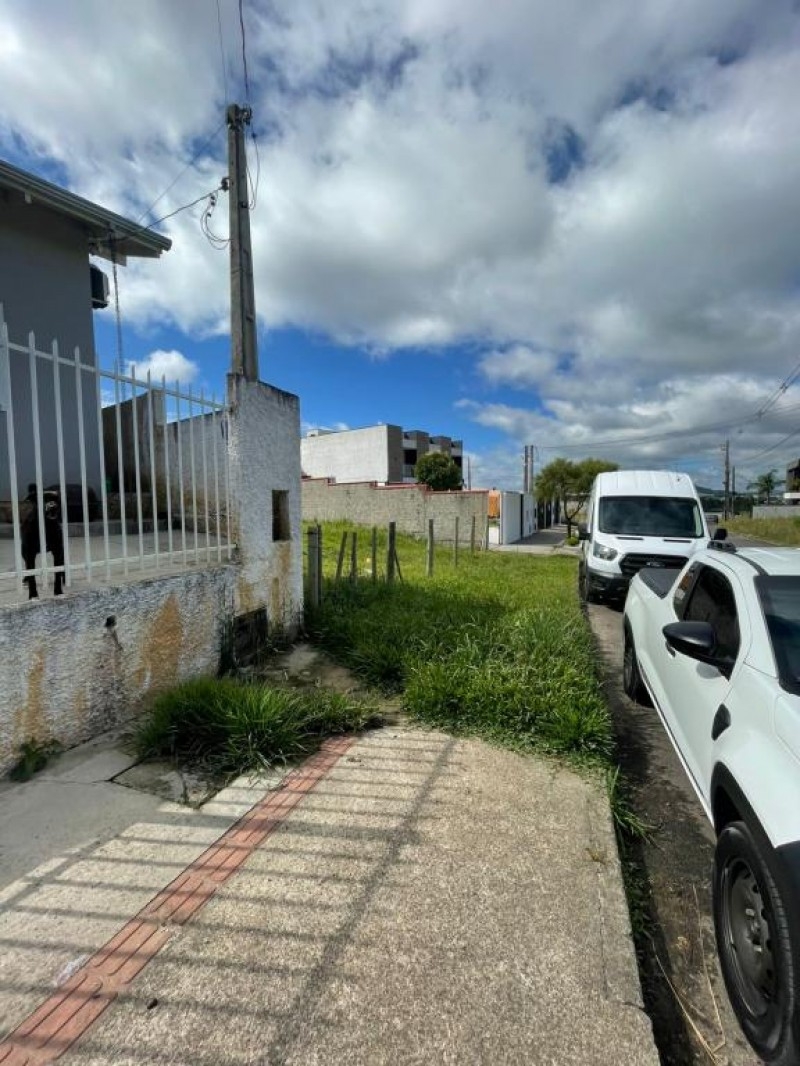 Terreno no Verdes Campos