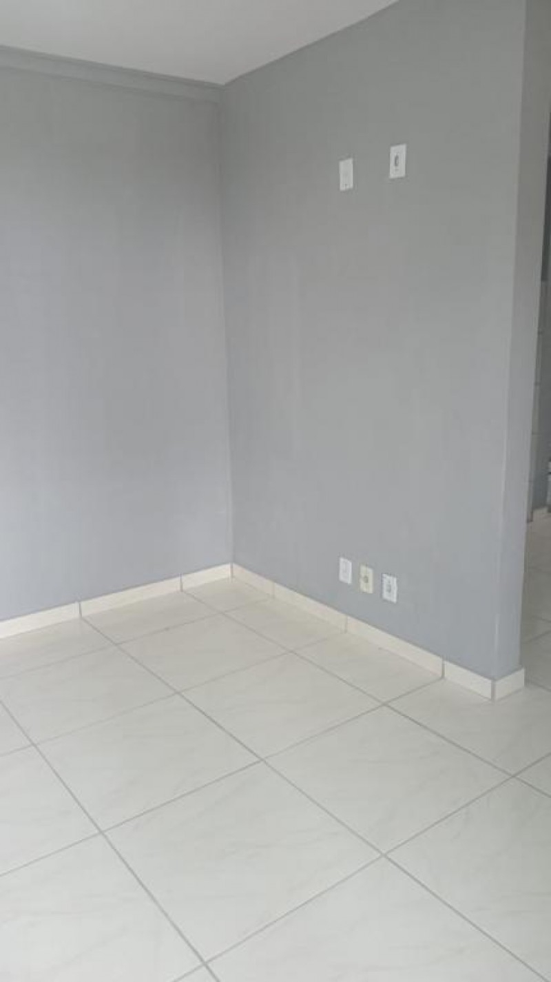 APARTAMENTO CONDOMINIO FECHADO BAIRRO PROMORAR