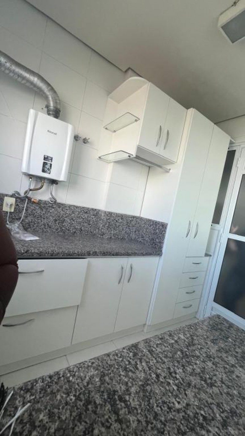 APARTAMENTO NO CENTRO