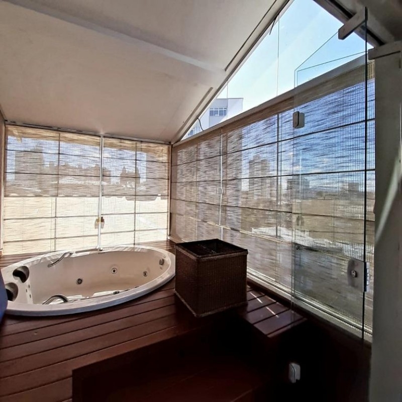 TRIPLEX, SALA COMERCIAL E APARTAMENTO - CENTRO