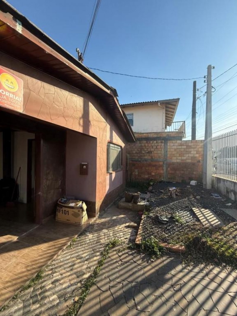Casa Bairro Habitação - Ponto estratégico de negócios