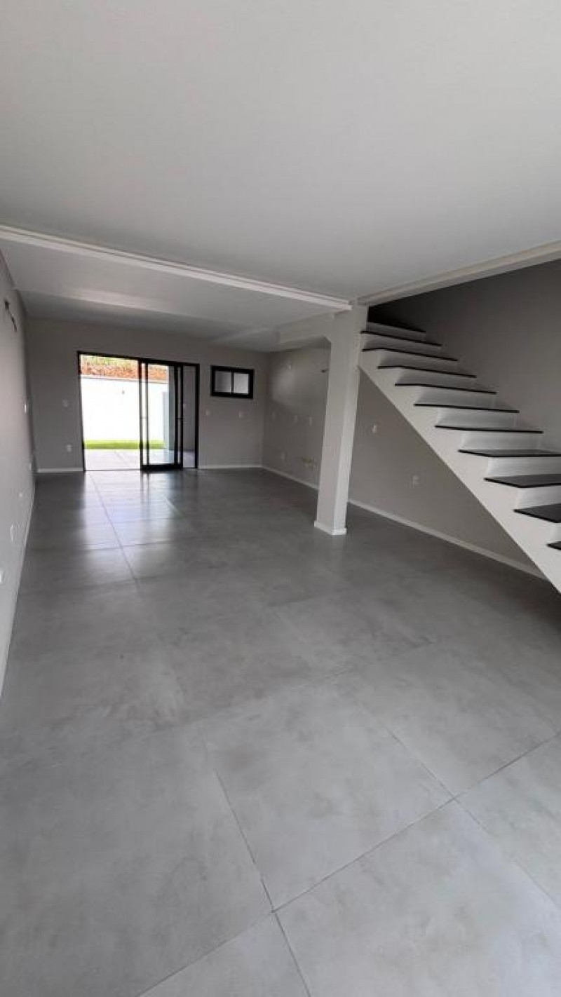 LINDO SOBRADO NOVA LAGES