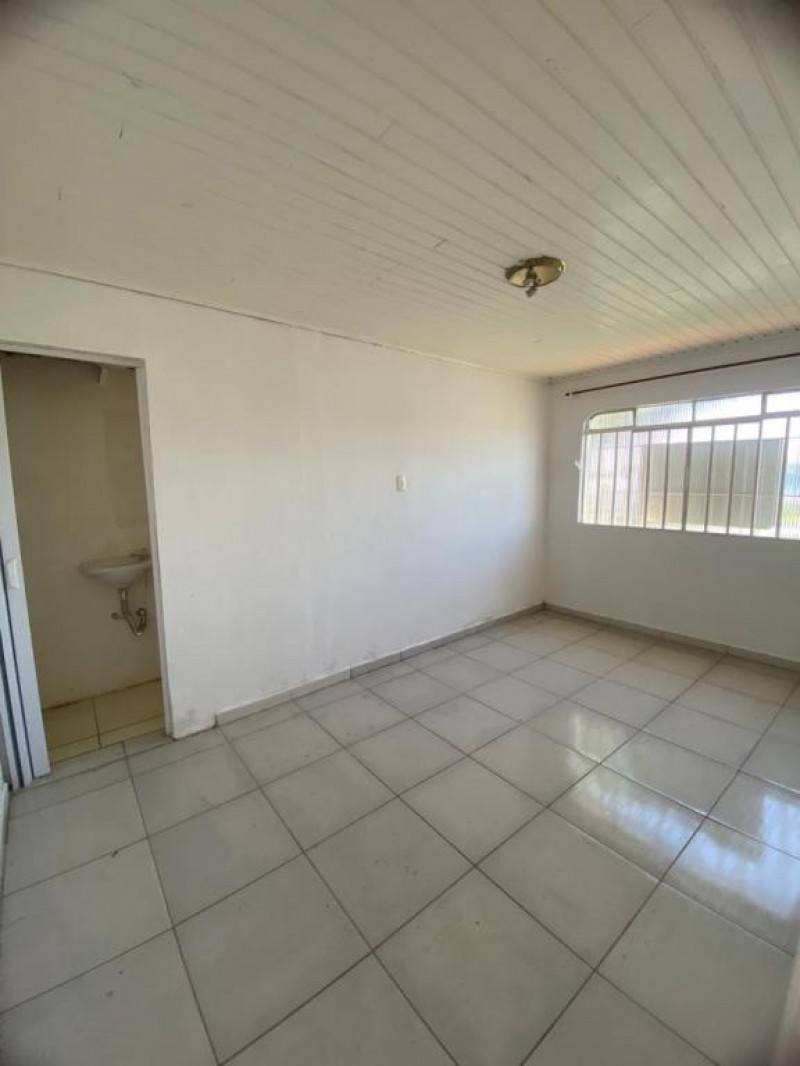 CASA NO BAIRRO PETRÓPOLIS