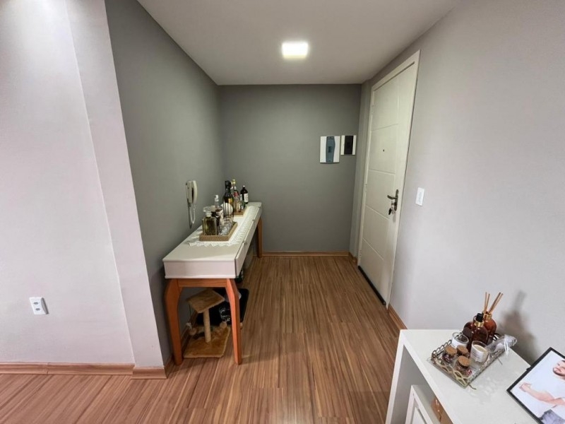 Apartamento de 2 dormitórios 