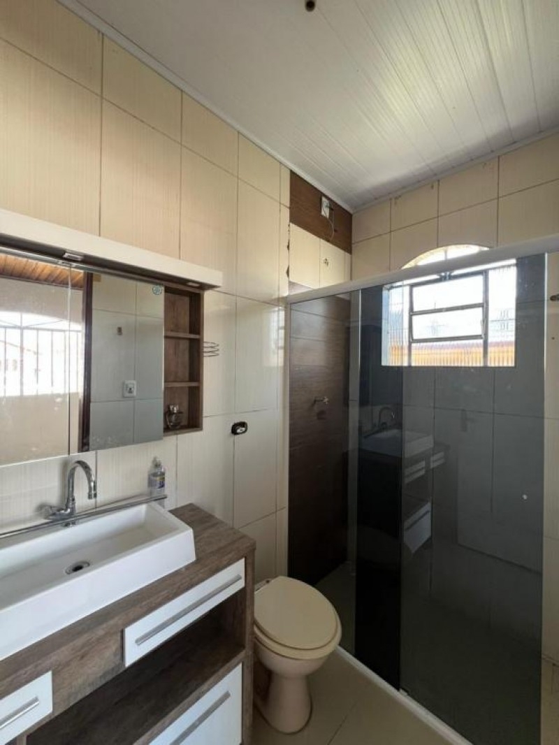 CASA BAIRRO CORAL 