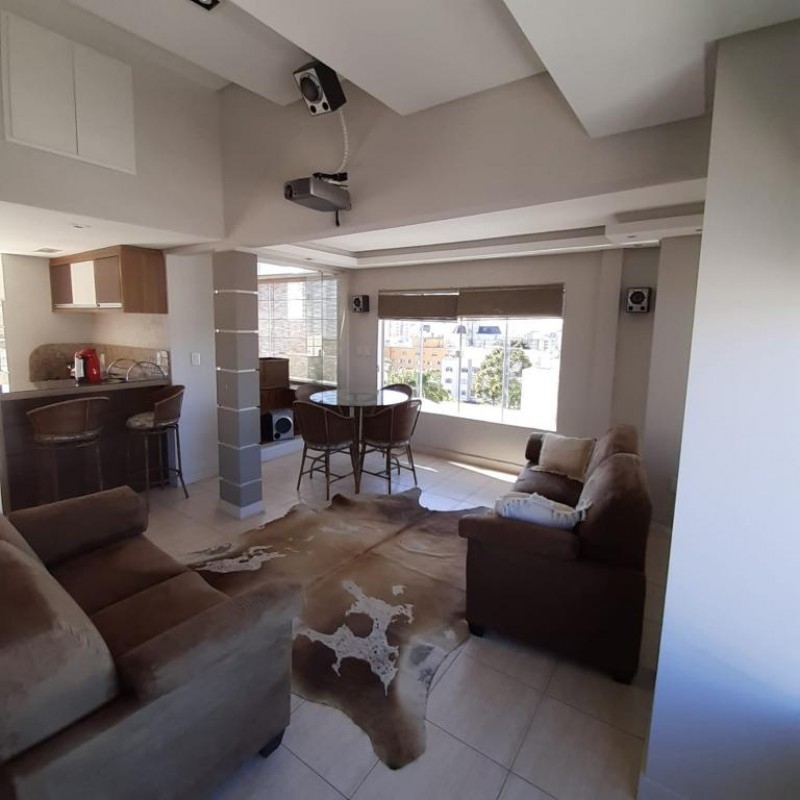 TRIPLEX, SALA COMERCIAL E APARTAMENTO - CENTRO