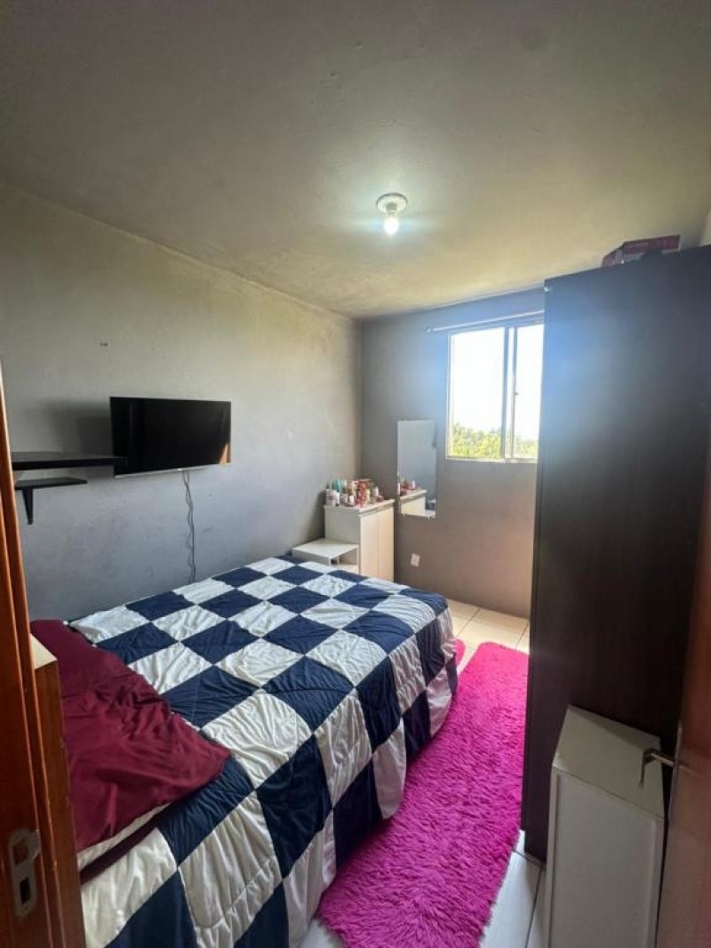 APARTAMENTO EM CONDOMÍNIO FECHADO