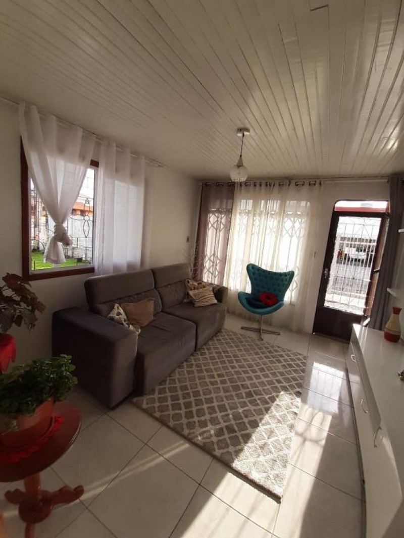 CASA NO BAIRRO SAGRADO CORAÇÃO DE JESUS SEMIMOBILIADA