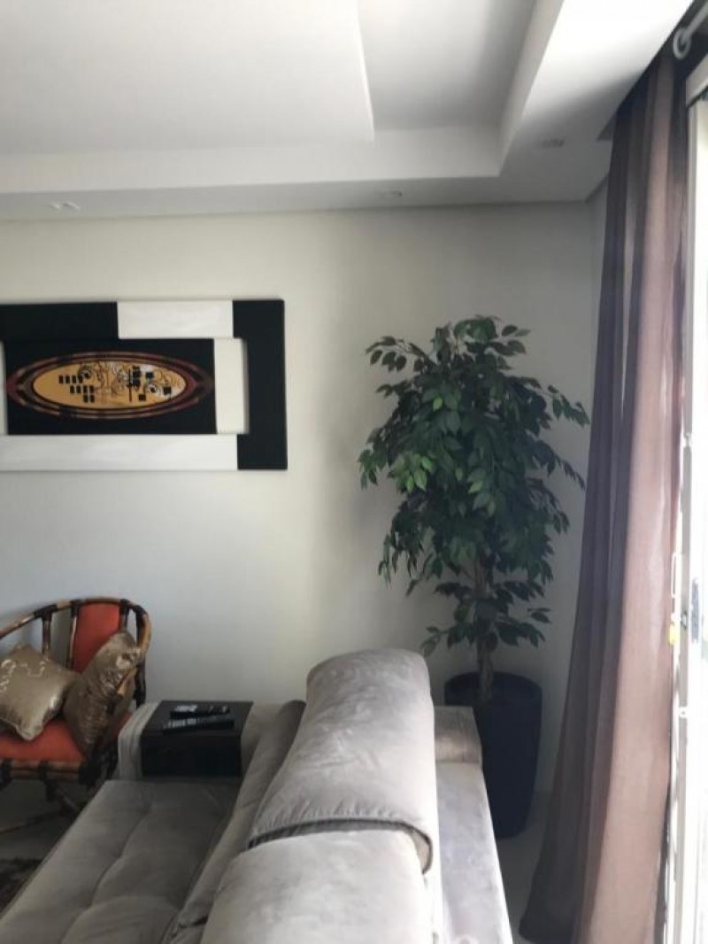APARTAMENTO - CENTRO