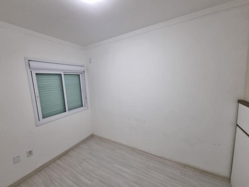 APARTAMENTO RESIDENCIAL CORAL II