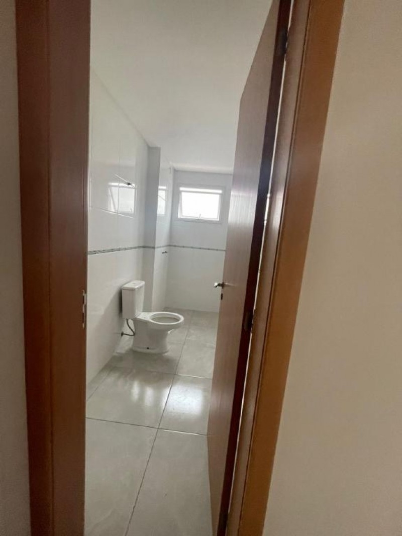 Apartamento novo no Coral