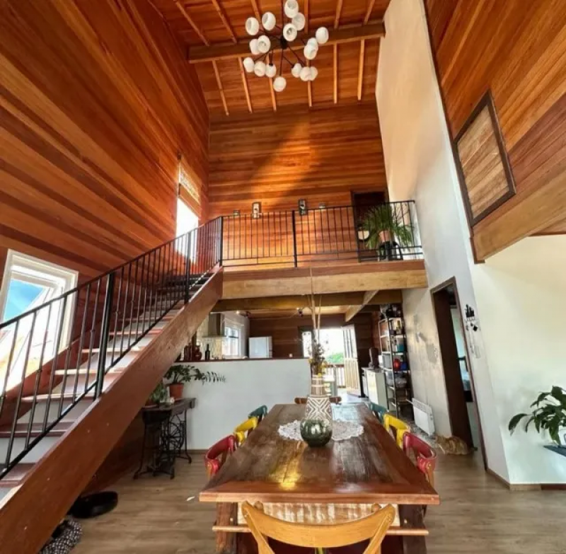 CASA NO BAIRRO CHAPADA 