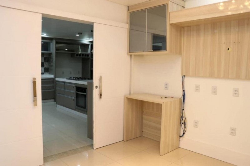 LINDA CASA  ALTO PADRÃO CIDADE ALTA 